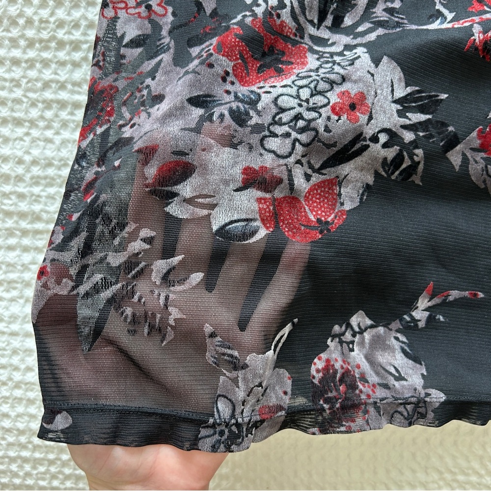 Requirements Vintage 90s/Y2K Velvet Burnout Black Floral Tee with Sheer Overlay - Picture 4 of 7